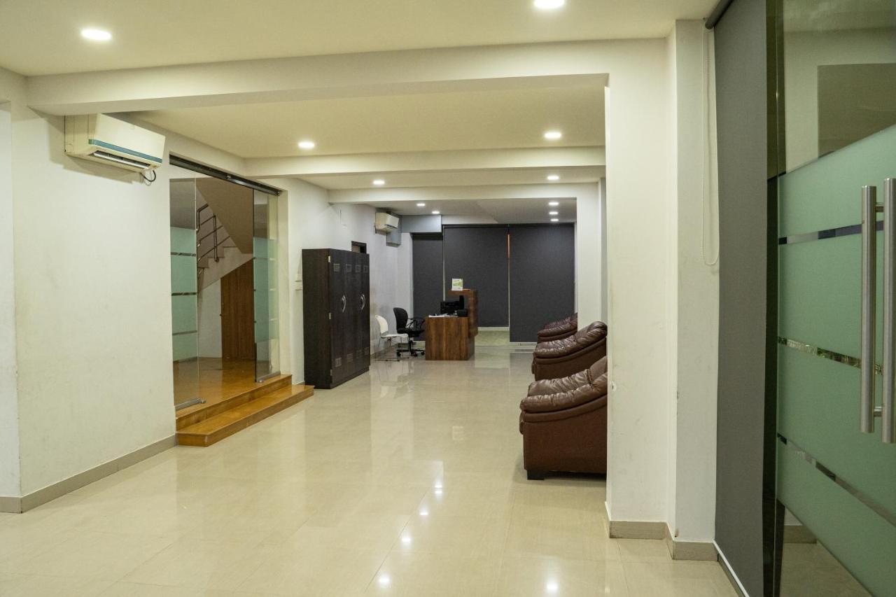 Nk7 Guest House Kolkata Exterior photo