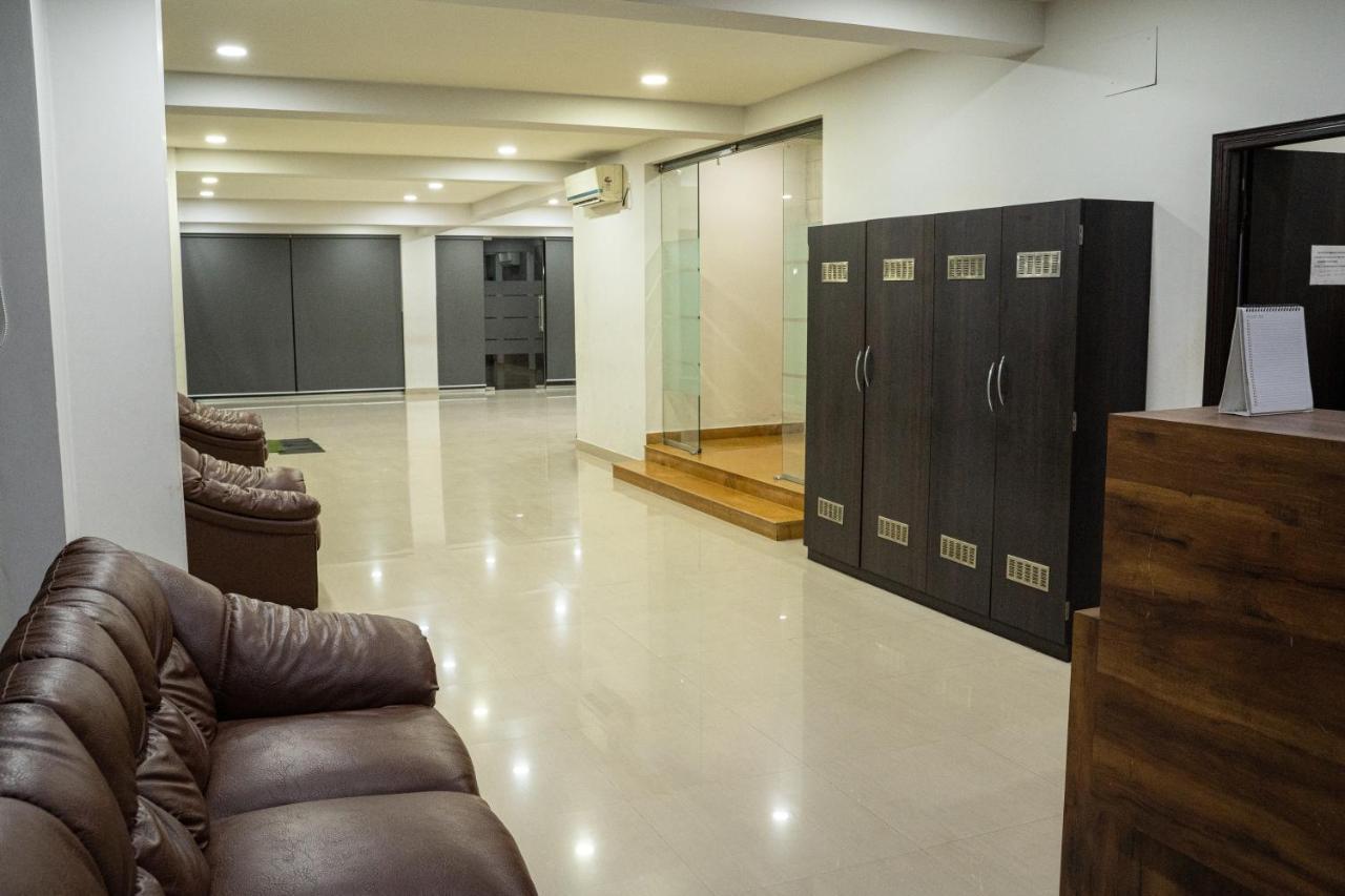 Nk7 Guest House Kolkata Exterior photo